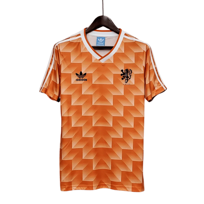 https://cdn.shopify.com/s/files/1/0826/7228/8075/files/19881989-netherlands-euro-home-retro-kit-classickits433-238420.webp?v=1741198809