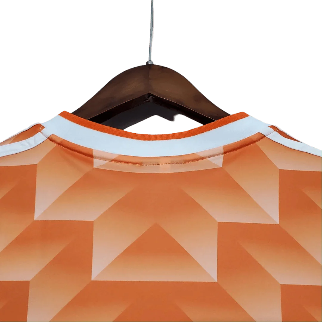https://cdn.shopify.com/s/files/1/0826/7228/8075/files/19881989-netherlands-euro-home-retro-kit-classickits433-803504.webp?v=1741198810