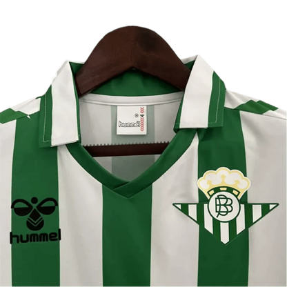 https://cdn.shopify.com/s/files/1/0826/7228/8075/files/19881989-real-betis-expo92-home-kit-classickits433-263811.webp?v=1741198299