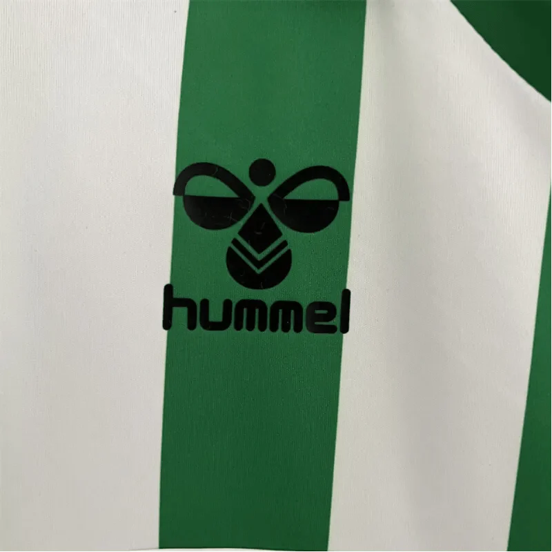 https://cdn.shopify.com/s/files/1/0826/7228/8075/files/19881989-real-betis-expo92-home-kit-classickits433-387882.webp?v=1741198300