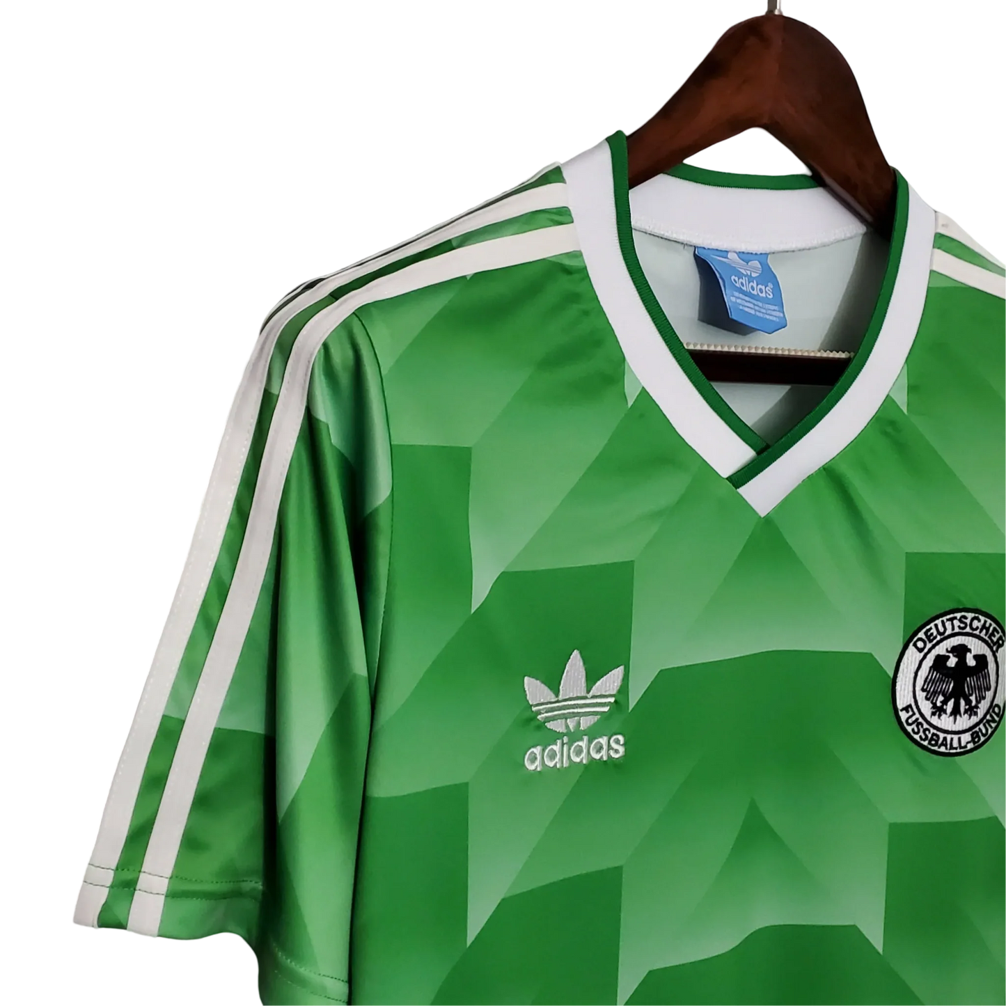 https://cdn.shopify.com/s/files/1/0826/7228/8075/files/198819990-germany-euro-second-retro-kit-519524.webp?v=1741197166