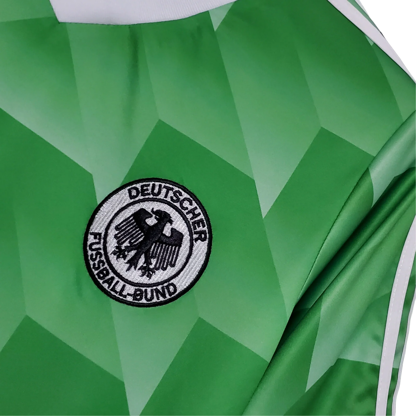 https://cdn.shopify.com/s/files/1/0826/7228/8075/files/198819990-germany-euro-second-retro-kit-739329.webp?v=1741197166