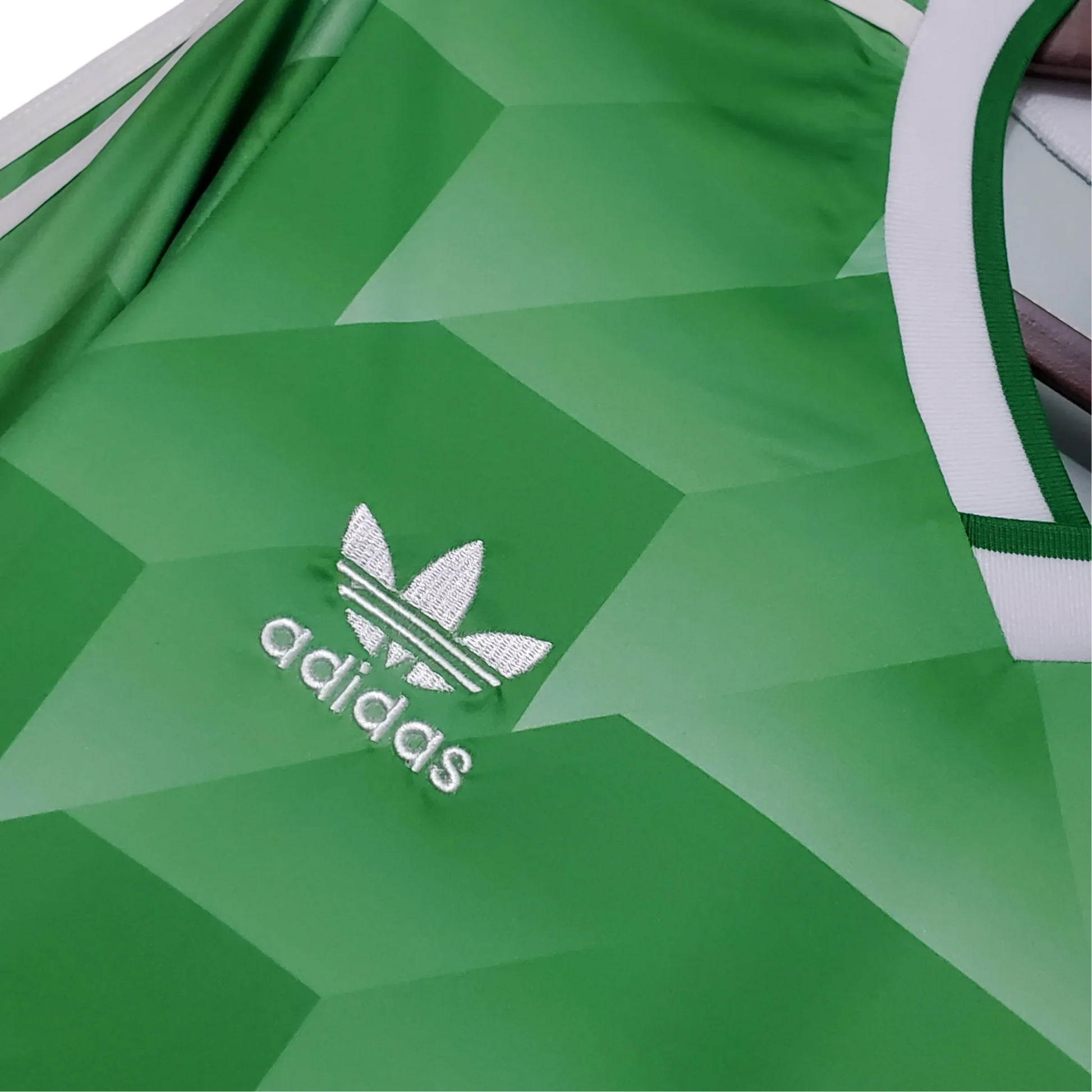 https://cdn.shopify.com/s/files/1/0826/7228/8075/files/198819990-germany-euro-second-retro-kit-757622.webp?v=1741197166
