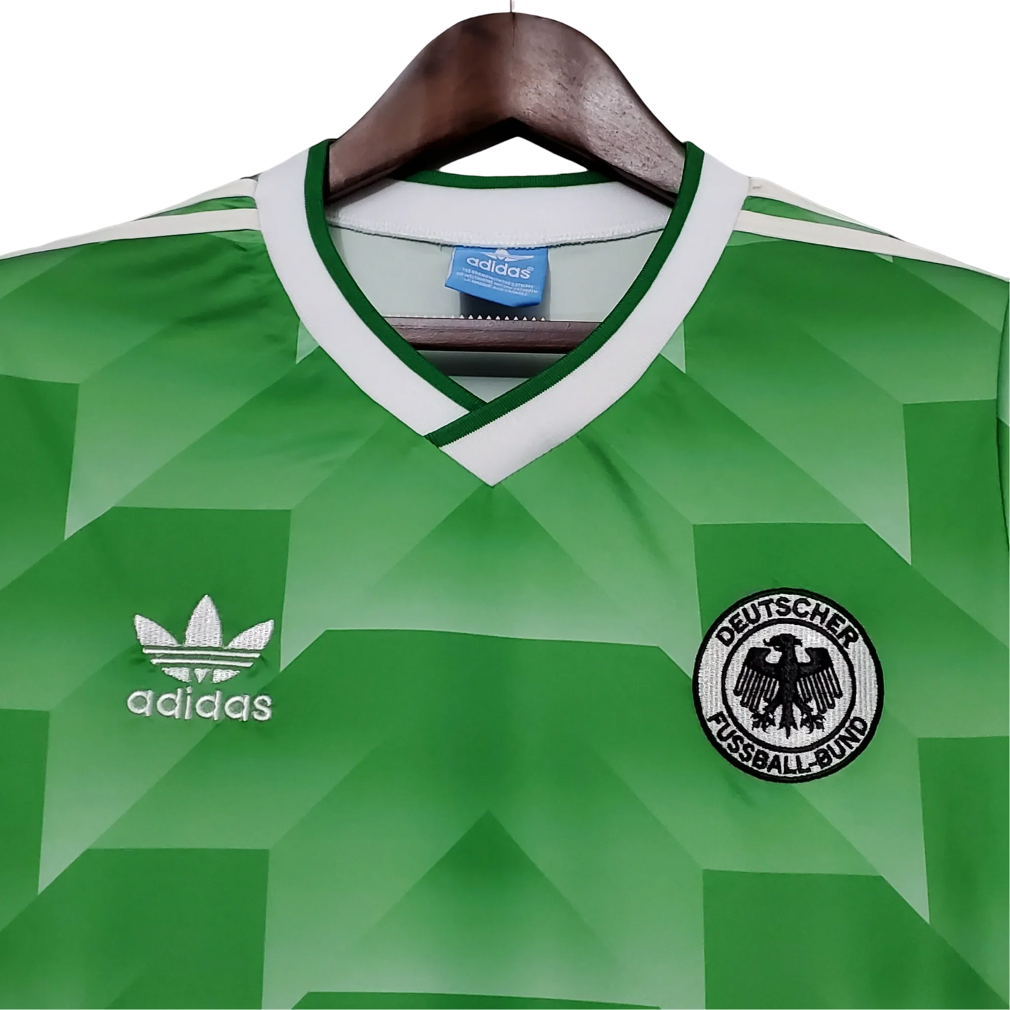 https://cdn.shopify.com/s/files/1/0826/7228/8075/files/198819990-germany-euro-second-retro-kit-898633.webp?v=1741197165