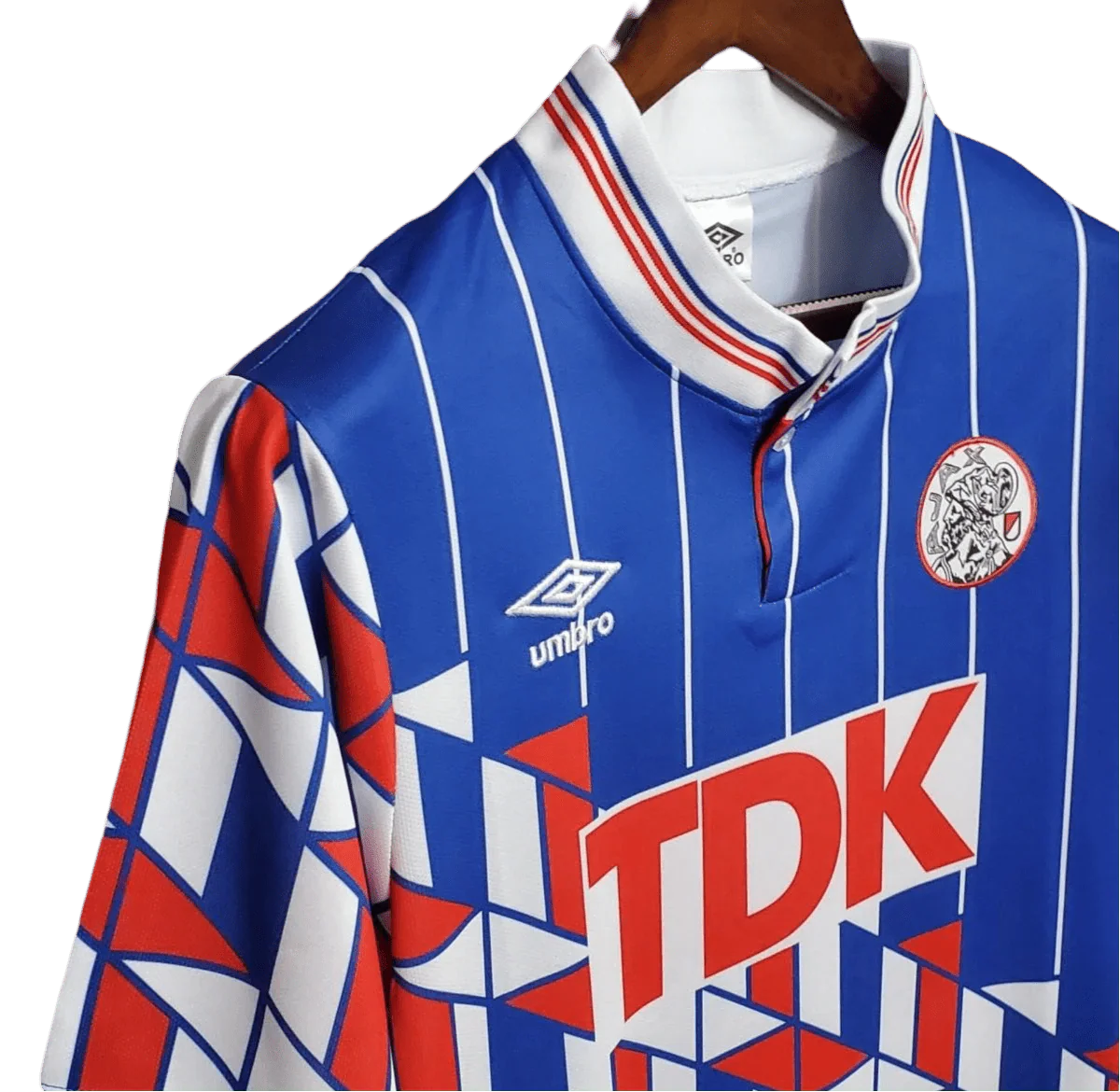 https://cdn.shopify.com/s/files/1/0826/7228/8075/files/19891990-ajax-tdk-away-retro-kit-classickits433-357089.webp?v=1741199346