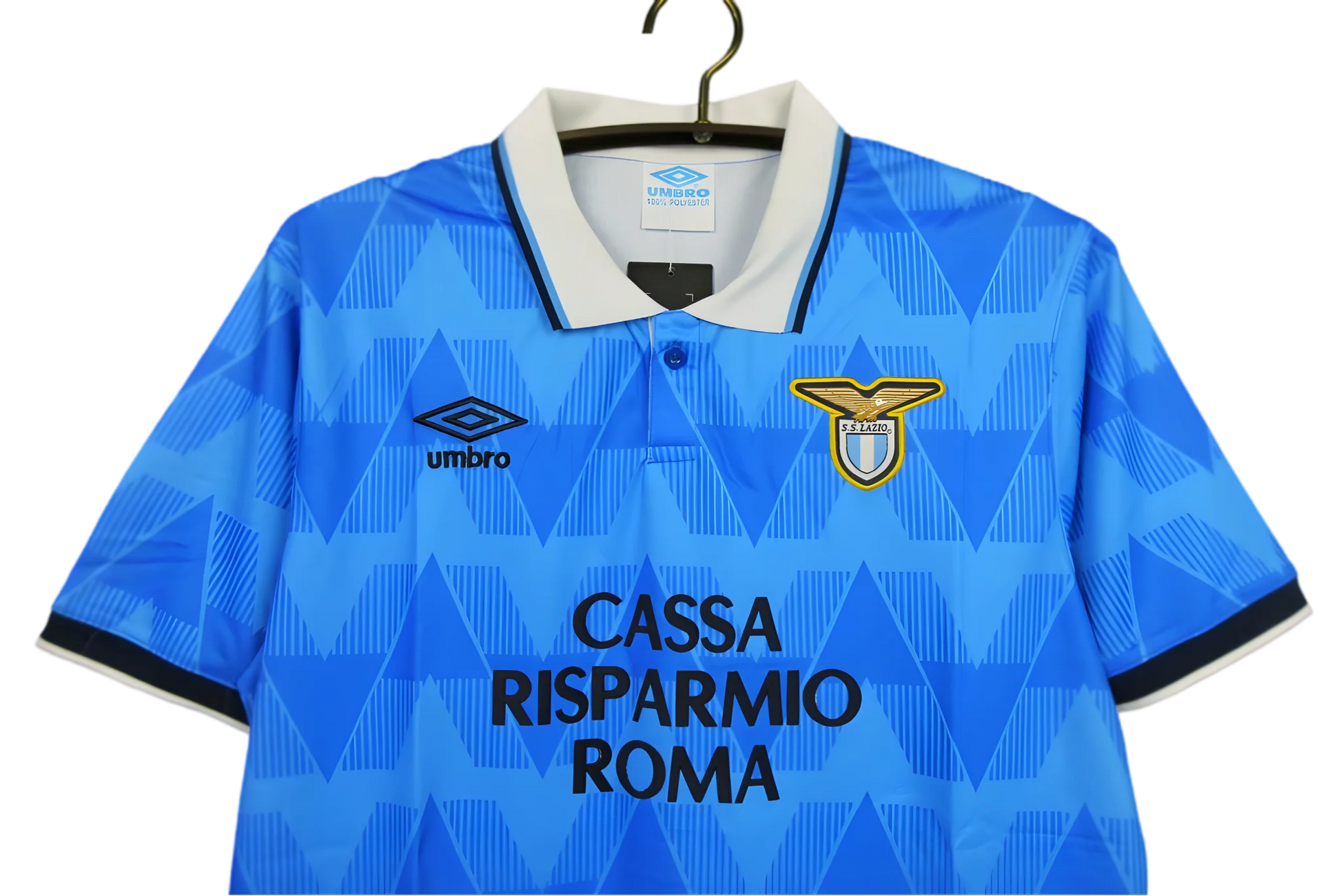 https://cdn.shopify.com/s/files/1/0826/7228/8075/files/19891990-lazio-cassa-risparmio-roma-home-retro-kit-classickits433-572242.webp?v=1741199033