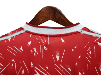 https://cdn.shopify.com/s/files/1/0826/7228/8075/files/19891990-liverpooi-candy-home-red-retro-kit-long-sleeve-classickits433-137563.webp?v=1741197856
