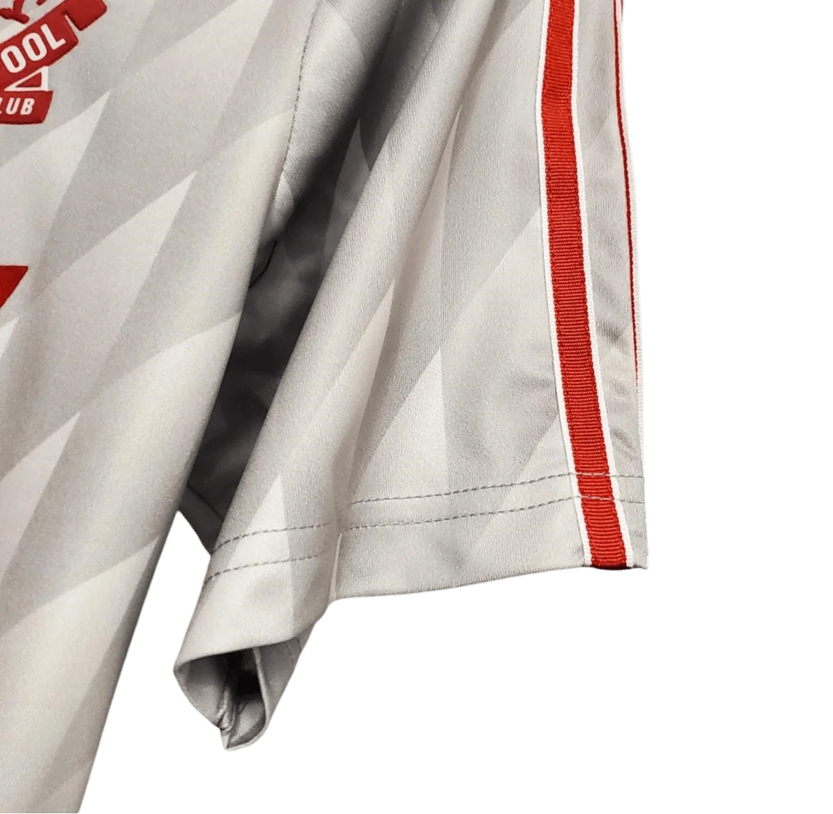 https://cdn.shopify.com/s/files/1/0826/7228/8075/files/19891990-liverpool-candy-away-retro-kit-classickits433-567816.webp?v=1741199191