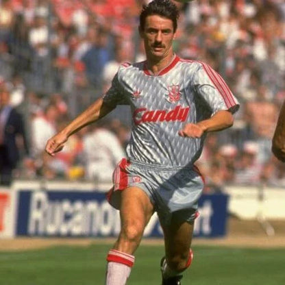 https://cdn.shopify.com/s/files/1/0826/7228/8075/files/19891990-liverpool-candy-away-retro-kit-classickits433-623294.webp?v=1741199190
