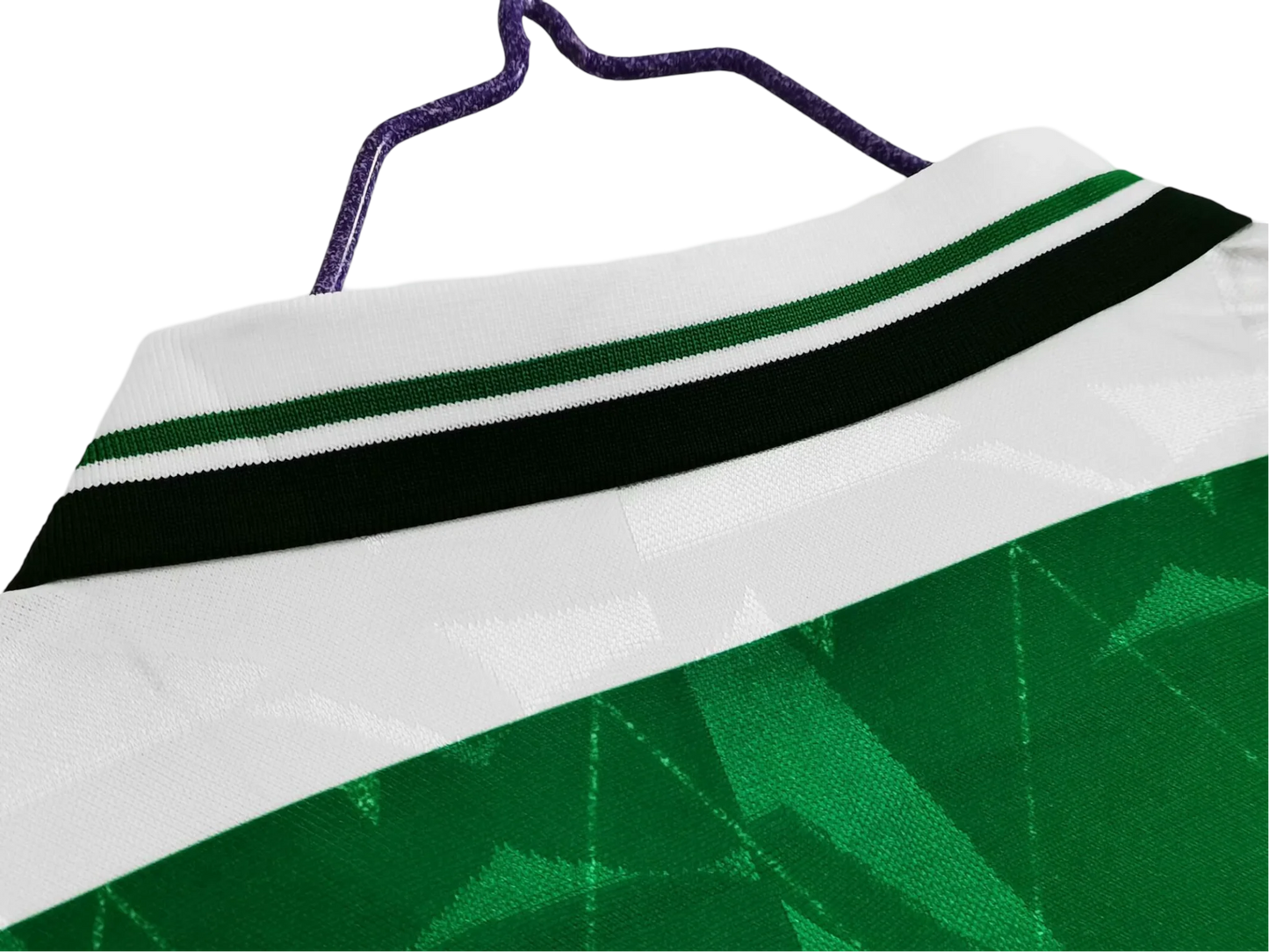 https://cdn.shopify.com/s/files/1/0826/7228/8075/files/19891991-glasgow-celtic-home-kit-classickits433-865416.webp?v=1741199134