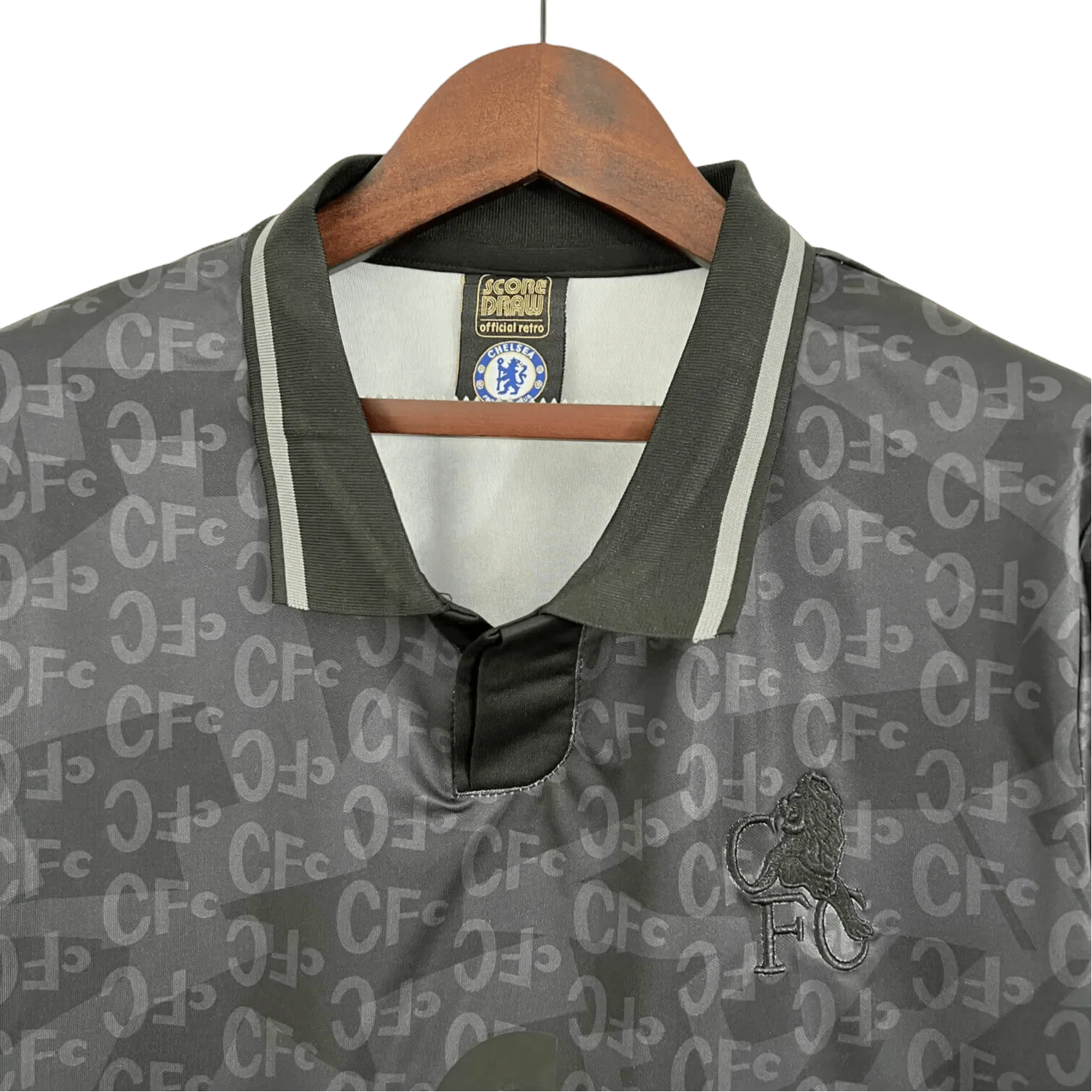 https://cdn.shopify.com/s/files/1/0826/7228/8075/files/1990-chelsea-black-retro-kit-classickits433-550621.webp?v=1741198276
