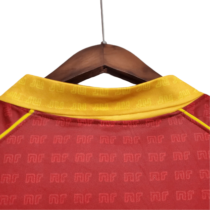 https://cdn.shopify.com/s/files/1/0826/7228/8075/files/19901991-as-roma-barilla-home-retro-kit-classickits433-324953.webp?v=1741199047