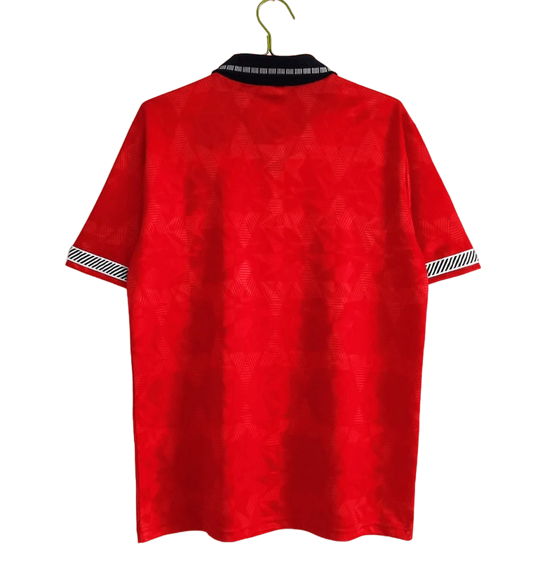 https://cdn.shopify.com/s/files/1/0826/7228/8075/files/19901991-england-red-away-retro-kit-classickits433-149505.webp?v=1741198460