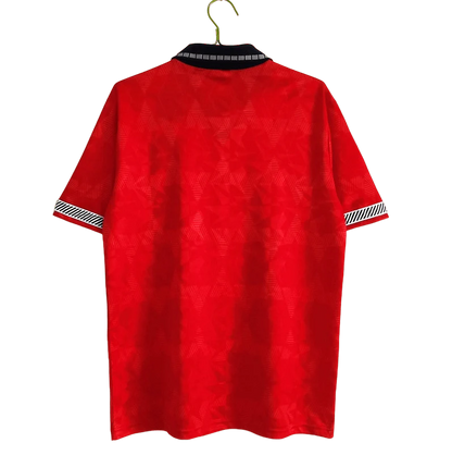 https://cdn.shopify.com/s/files/1/0826/7228/8075/files/19901991-england-red-away-retro-kit-classickits433-149505.webp?v=1741198460