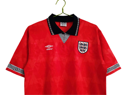 https://cdn.shopify.com/s/files/1/0826/7228/8075/files/19901991-england-red-away-retro-kit-classickits433-365284.webp?v=1741198459
