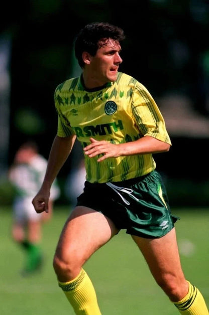 https://cdn.shopify.com/s/files/1/0826/7228/8075/files/19901991-glasgow-celtic-cr-smith-away-kit-classickits433-736659.webp?v=1741199128