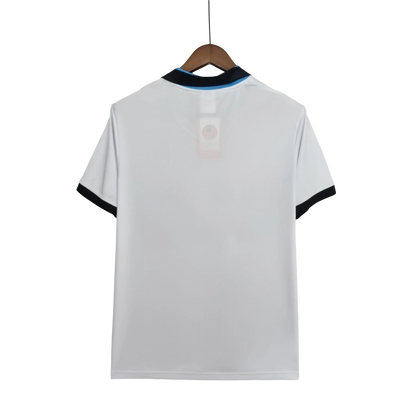 https://cdn.shopify.com/s/files/1/0826/7228/8075/files/19901991-inter-milan-misura-away-retro-kit-classickits433-365037.webp?v=1741198898