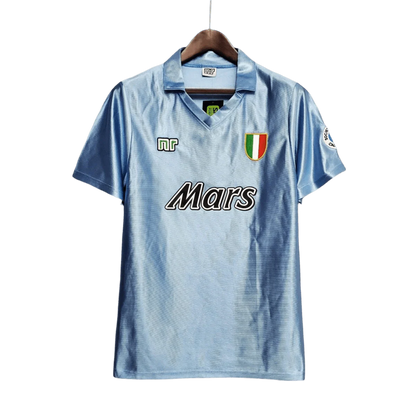 https://cdn.shopify.com/s/files/1/0826/7228/8075/files/19901991-napoli-mars-home-retro-kit-classickits433-898520.webp?v=1741198898