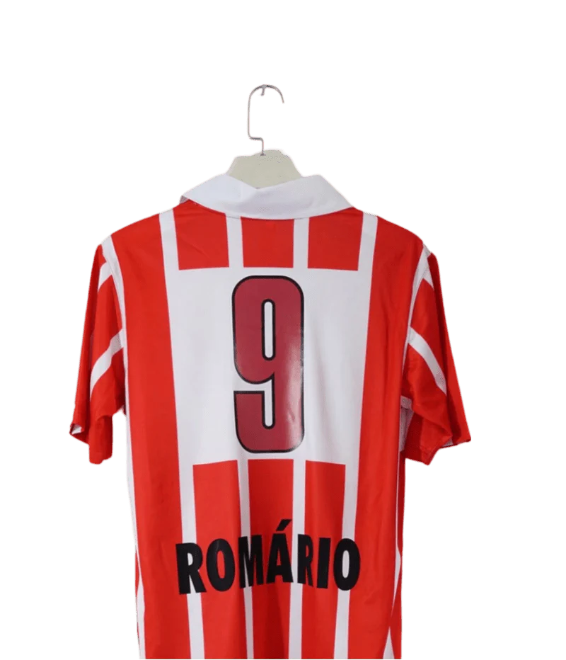 https://cdn.shopify.com/s/files/1/0826/7228/8075/files/19901991-psv-eindhoven-philips-home-retro-kit-classickits433-683493.webp?v=1741199324