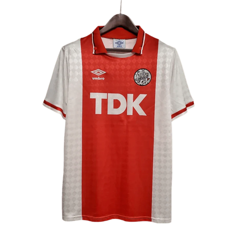 https://cdn.shopify.com/s/files/1/0826/7228/8075/files/19901992-ajax-home-retro-kit-classickits433-942714.webp?v=1741199360