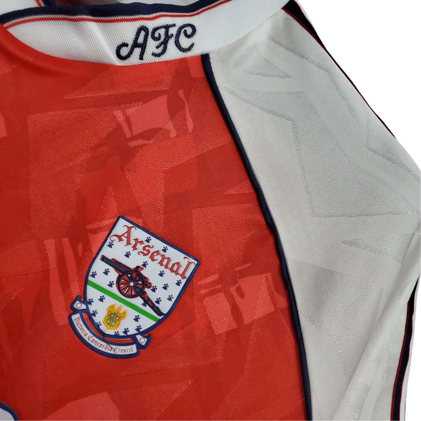 https://cdn.shopify.com/s/files/1/0826/7228/8075/files/19901992-arsenal-jvc-home-retro-kit-classickit433-751749.webp?v=1741198459