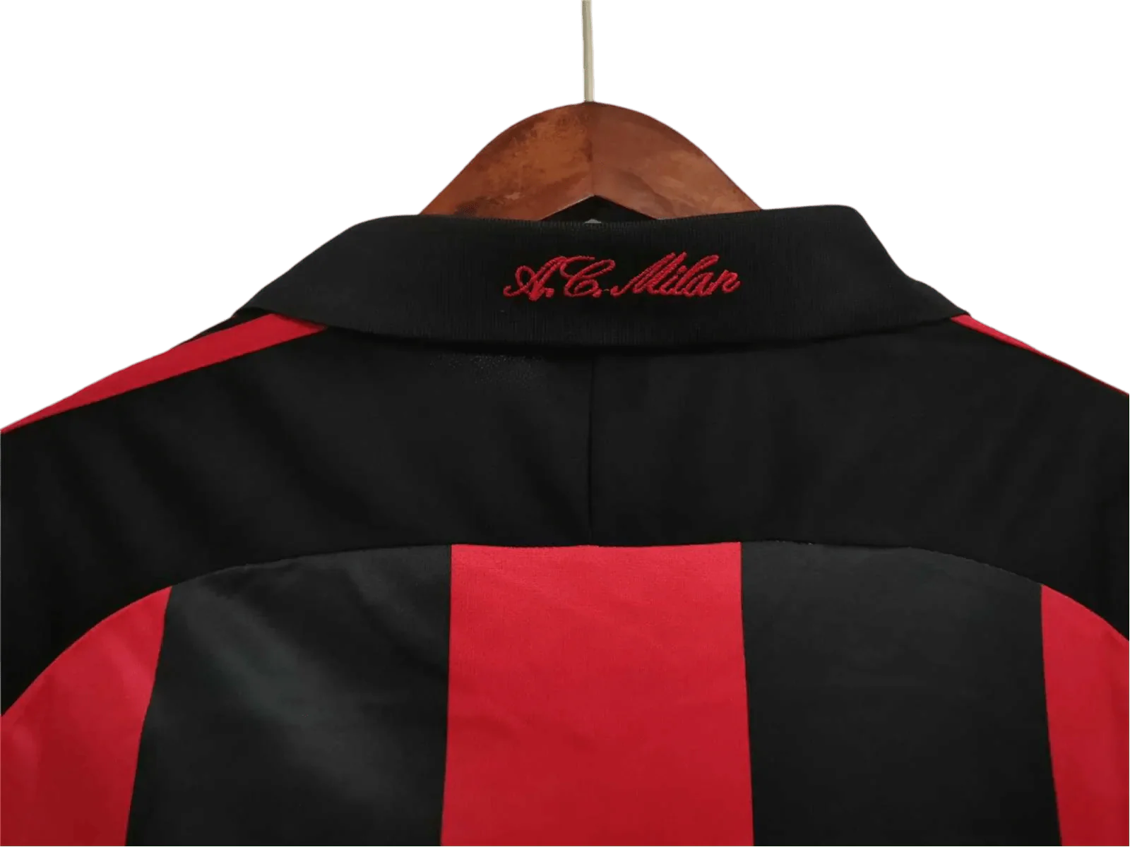 https://cdn.shopify.com/s/files/1/0826/7228/8075/files/19911992-ac-milan-opel-home-retro-kit-152661.webp?v=1741197289