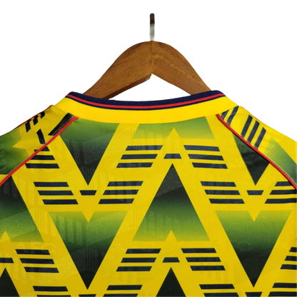 https://cdn.shopify.com/s/files/1/0826/7228/8075/files/19911993-arsenal-jvc-away-retro-kit-long-sleeve-classickits433-656138.webp?v=1741198387