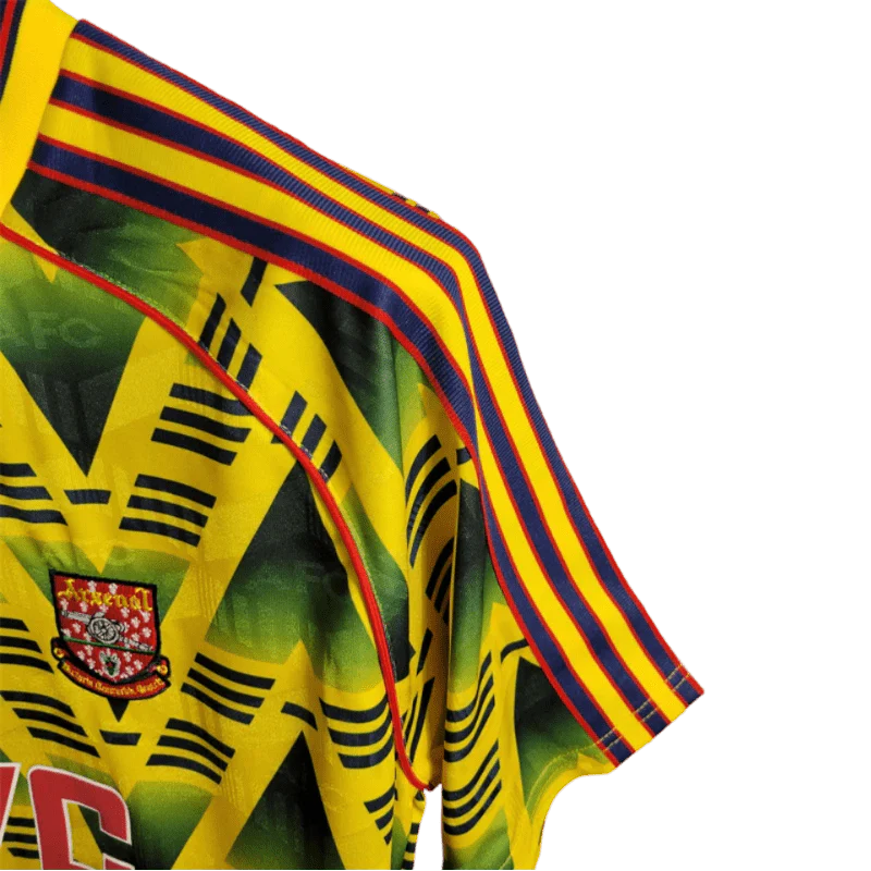 https://cdn.shopify.com/s/files/1/0826/7228/8075/files/19911993-arsenal-jvc-bruised-banana-away-retro-kit-classickits433-307671.webp?v=1741199348