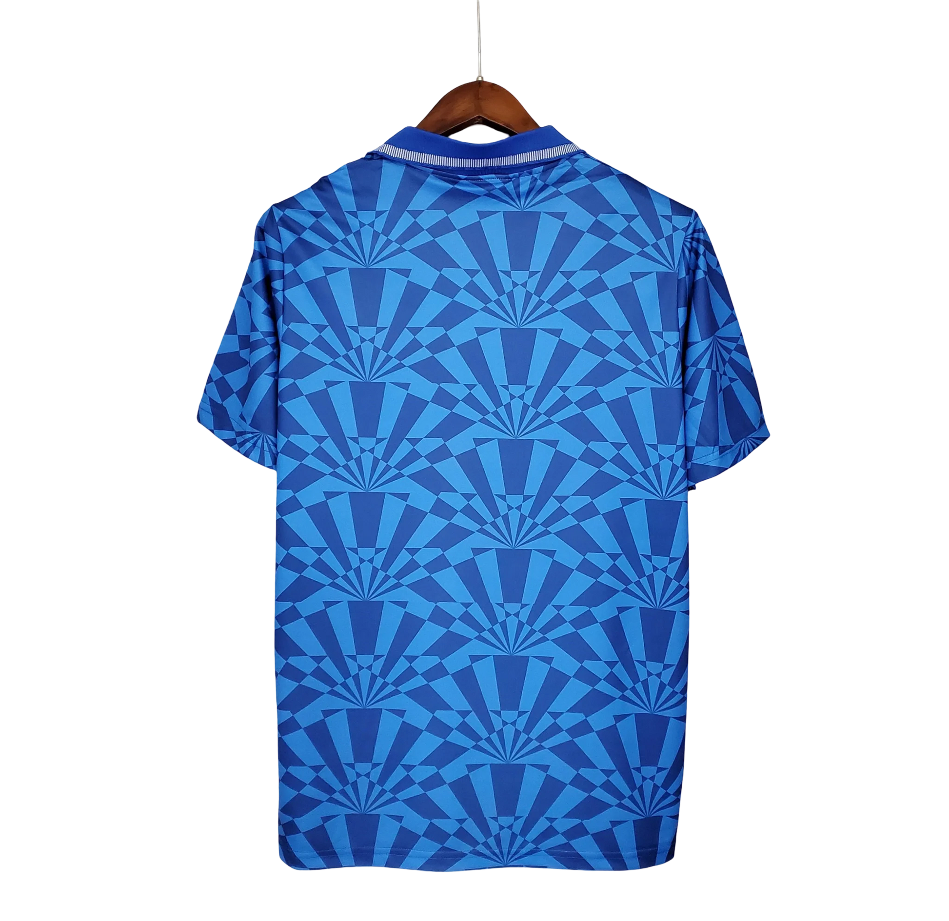 https://cdn.shopify.com/s/files/1/0826/7228/8075/files/19911993-napoli-voiello-home-retro-kit-classickits433-324847.webp?v=1741199051