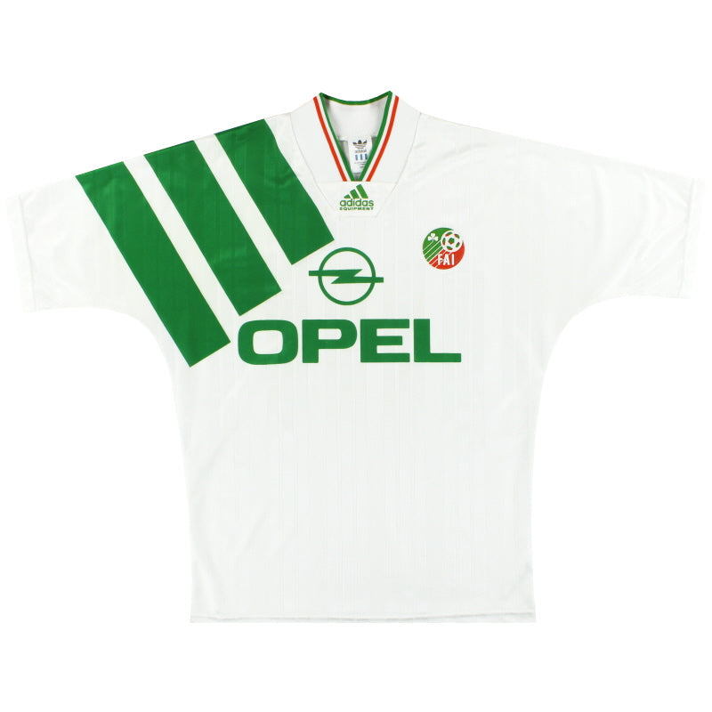 https://hubirish.com/wp-content/uploads/2023/12/1992-94-ireland-adidas-away-sh-42005-1-1.jpg