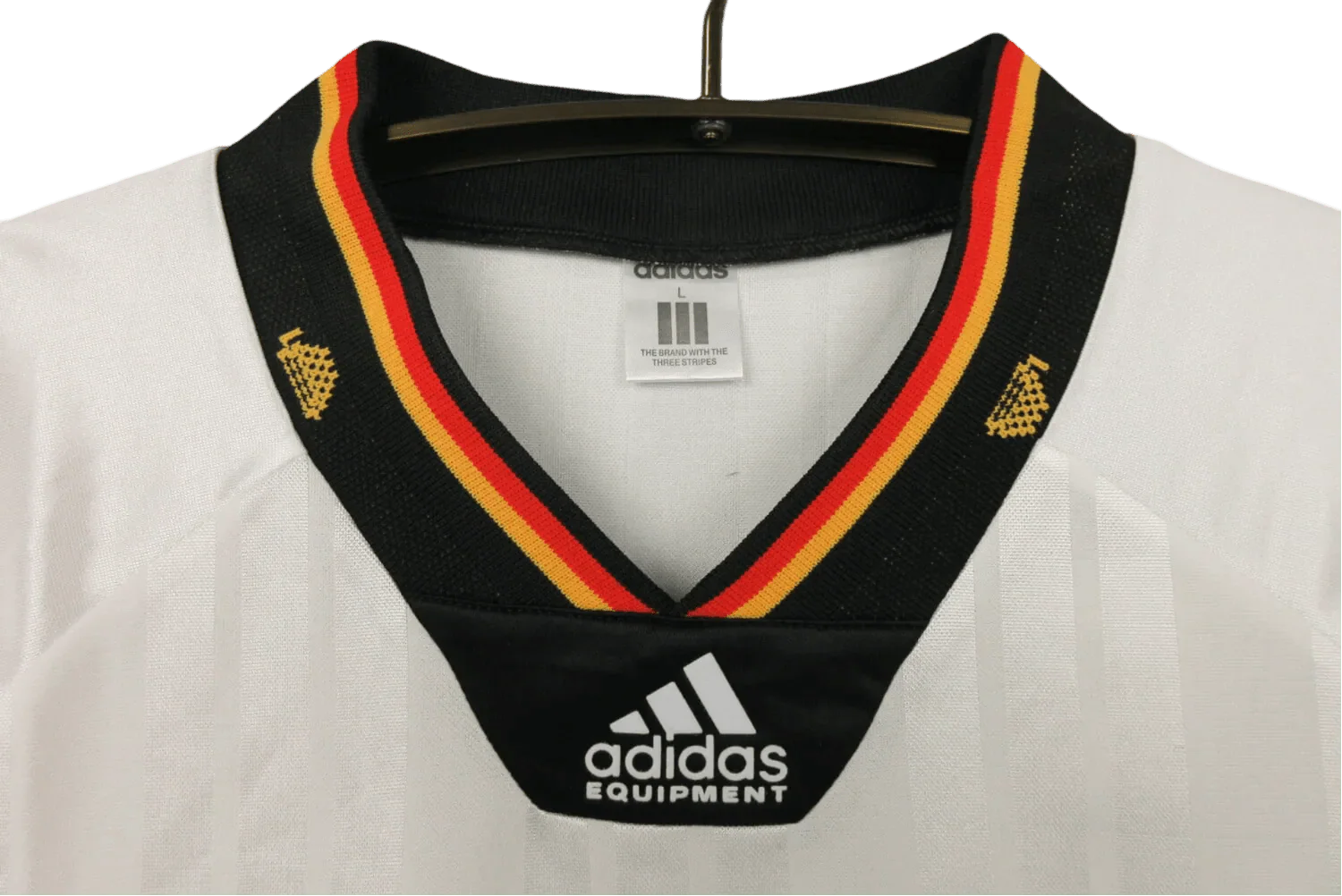 https://cdn.shopify.com/s/files/1/0826/7228/8075/files/1992-germany-home-retro-kit-394611.webp?v=1741197049