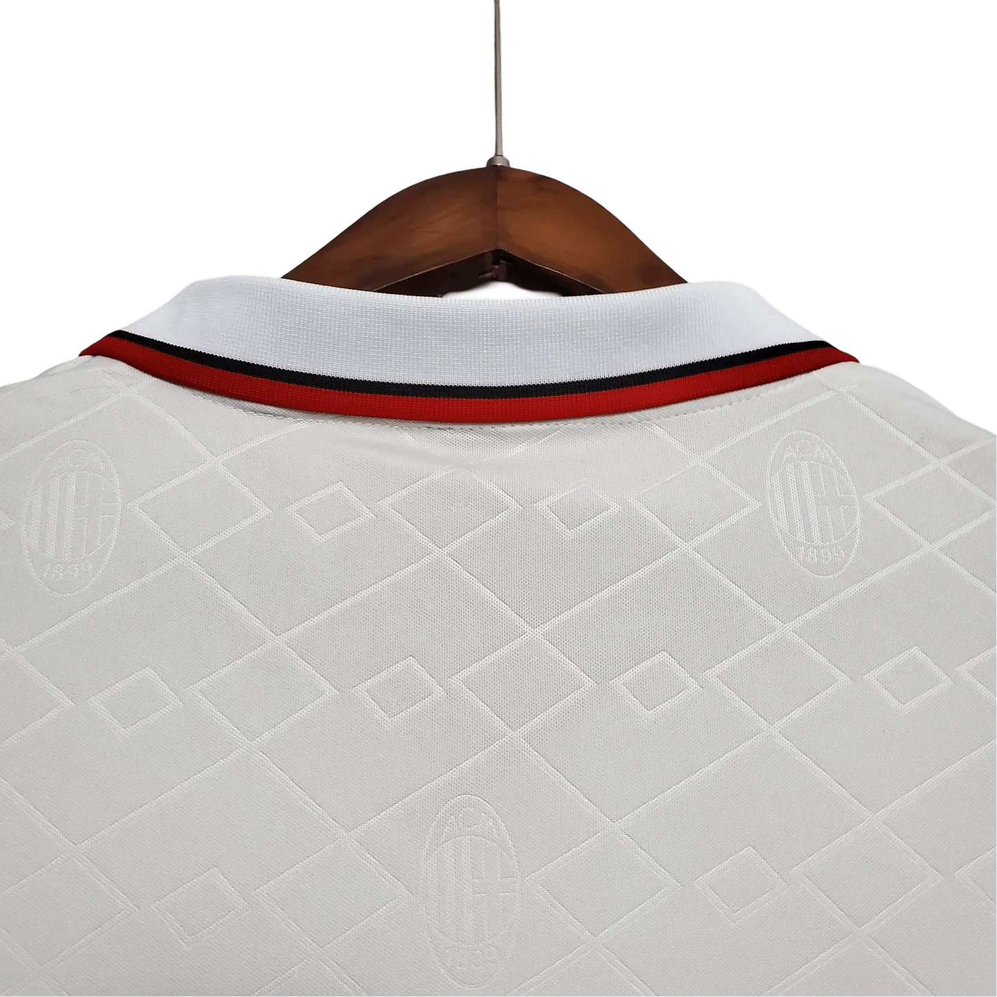 https://cdn.shopify.com/s/files/1/0826/7228/8075/files/19921993-ac-milan-motta-away-retro-kit-govintagejersey-441813.webp?v=1741198857