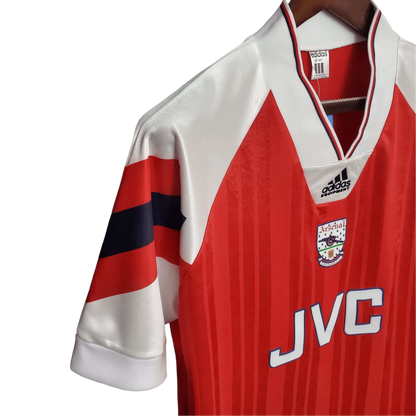 https://cdn.shopify.com/s/files/1/0826/7228/8075/files/19921993-arsenal-jvc-home-retro-kit-classickits433-316191.webp?v=1741199360