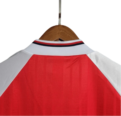 https://cdn.shopify.com/s/files/1/0826/7228/8075/files/19921993-arsenal-jvc-home-retro-kit-classickits433-322338.webp?v=1741199359