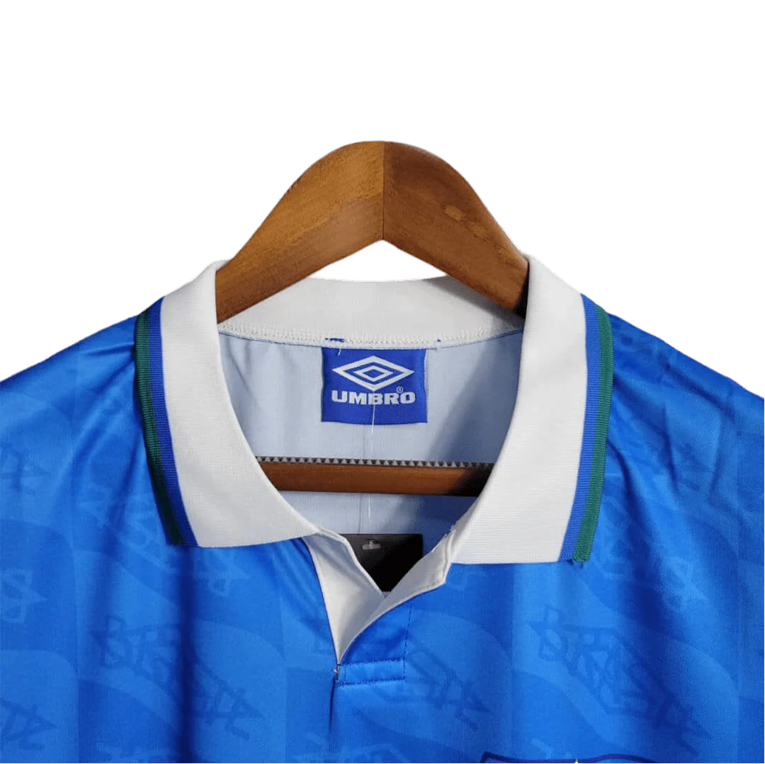 https://cdn.shopify.com/s/files/1/0826/7228/8075/files/19921993-brazil-away-retro-kit-classickits433-682855.webp?v=1741198817