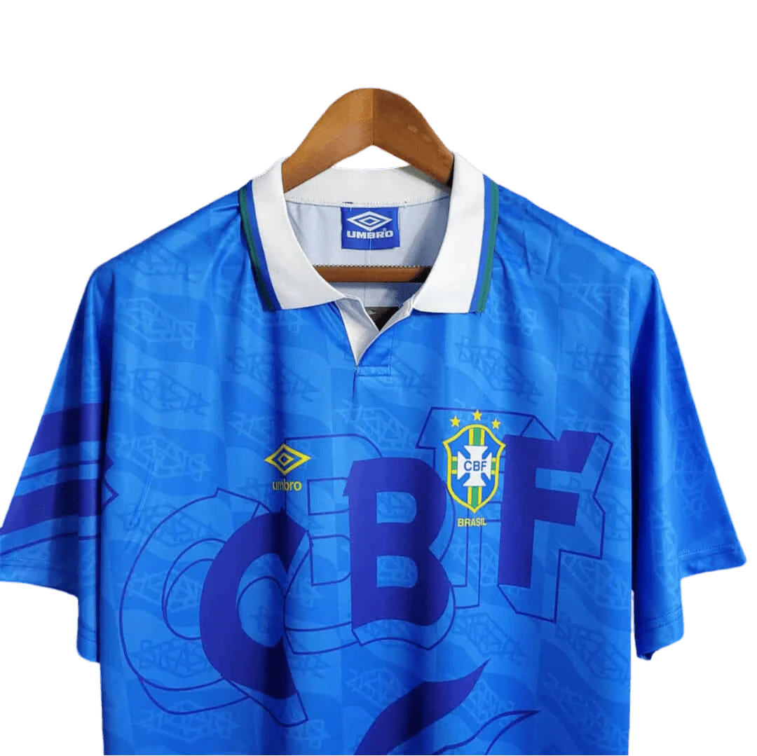 https://cdn.shopify.com/s/files/1/0826/7228/8075/files/19921993-brazil-away-retro-kit-classickits433-959883.webp?v=1741198818