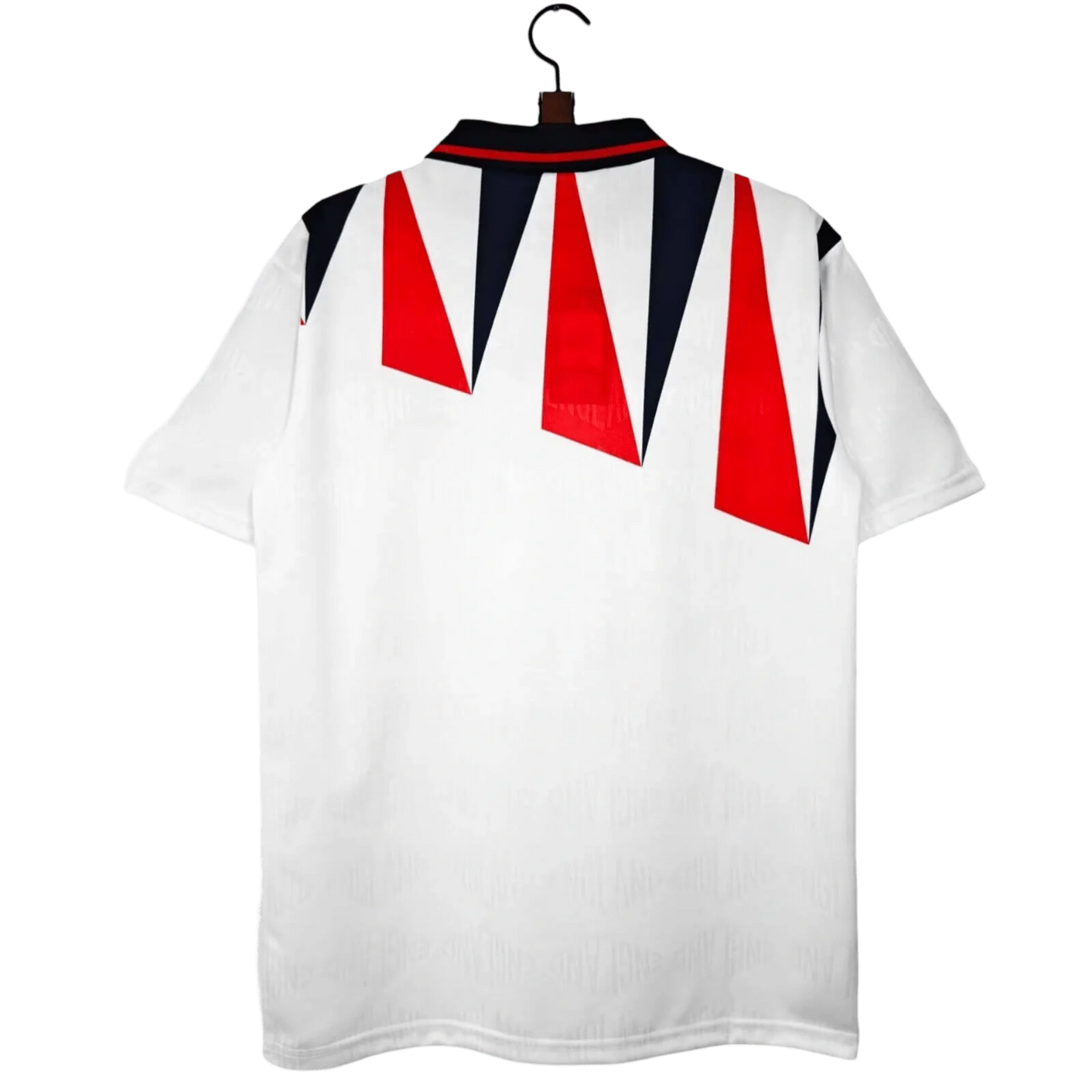 https://cdn.shopify.com/s/files/1/0826/7228/8075/files/19921993-england-home-retro-kit-classickits433-834979.webp?v=1741198471