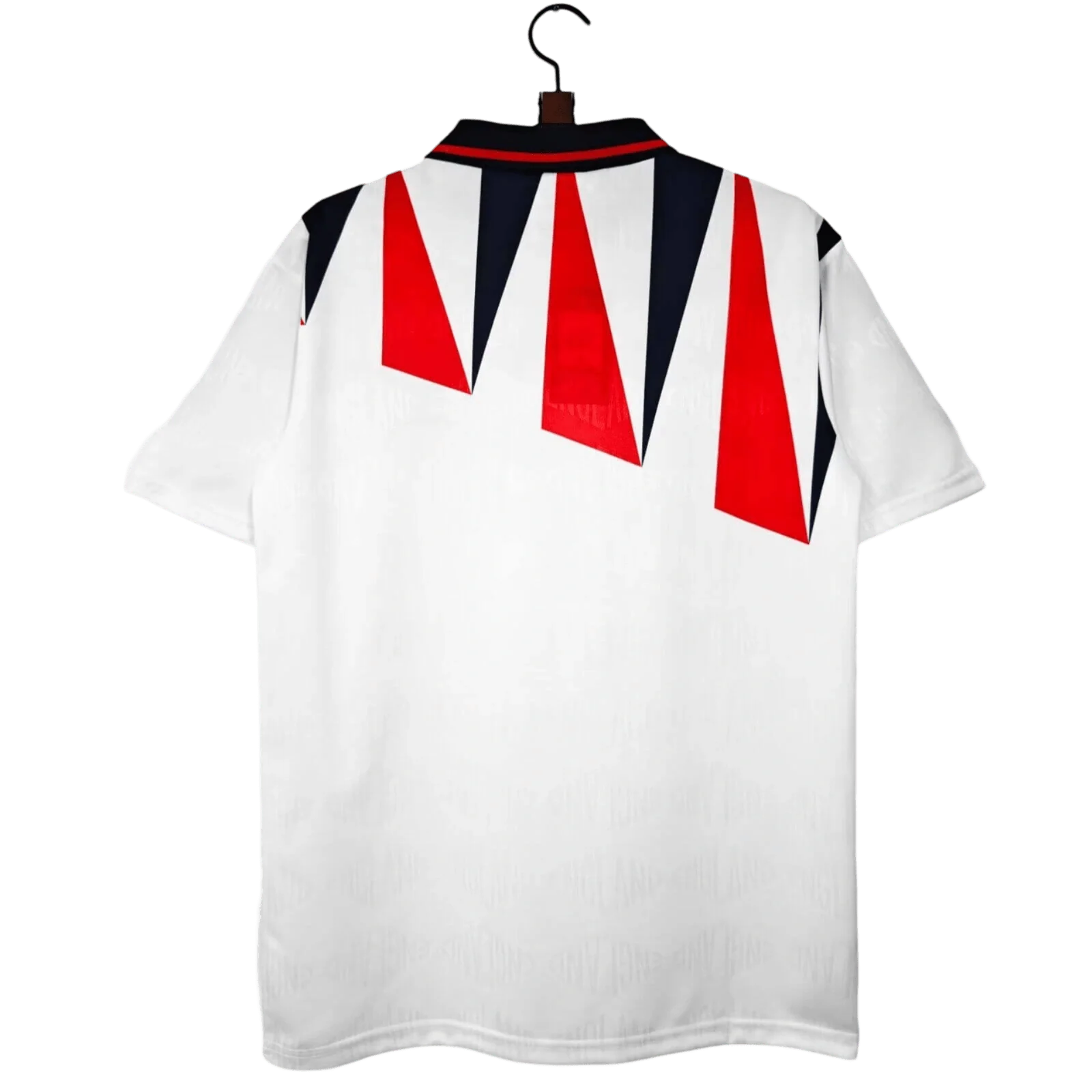 https://cdn.shopify.com/s/files/1/0826/7228/8075/files/19921993-england-home-retro-kit-classickits433-834979.webp?v=1741198471