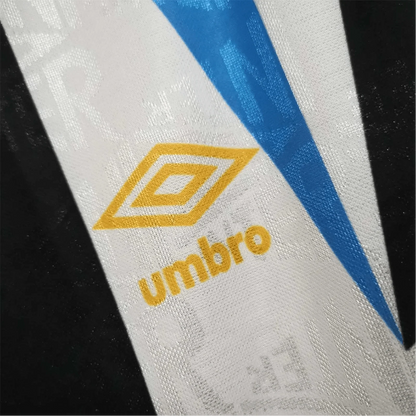 https://cdn.shopify.com/s/files/1/0826/7228/8075/files/19921993-inter-milan-fiorucci-away-retro-kit-240635.webp?v=1741197491