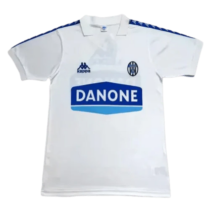 https://cdn.shopify.com/s/files/1/0826/7228/8075/files/19921993-juventus-danone-training-wear-retro-kit-248949.webp?v=1741197148