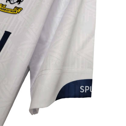 https://cdn.shopify.com/s/files/1/0826/7228/8075/files/19921993-tottenham-hotspur-holsten-home-retro-kit-classickits433-959877.webp?v=1741198011