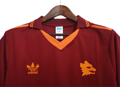 https://cdn.shopify.com/s/files/1/0826/7228/8075/files/19921994-as-roma-barilla-home-retro-kit-classickits433-475307.webp?v=1741199035