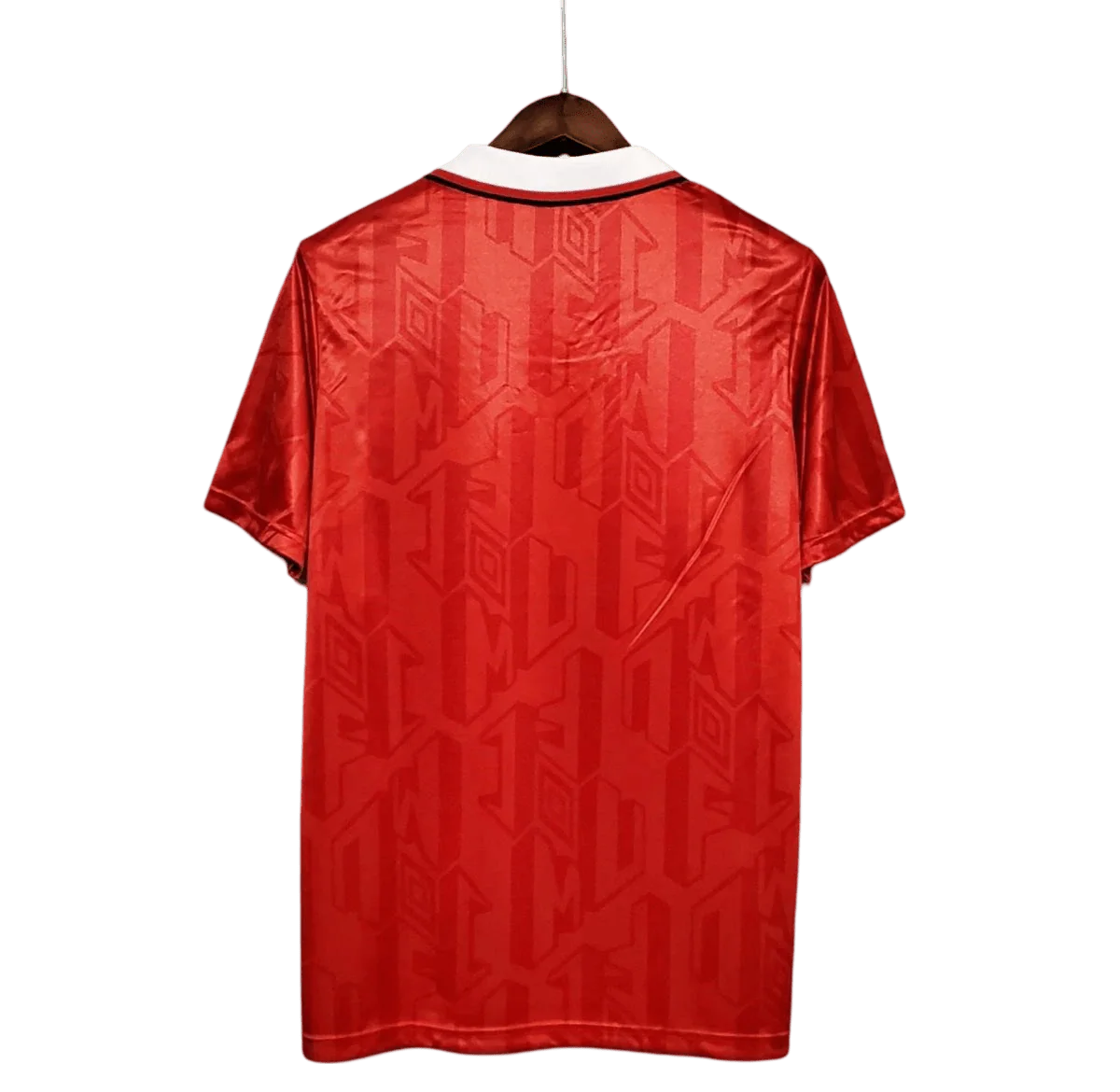https://cdn.shopify.com/s/files/1/0826/7228/8075/files/19921994-manchester-united-sharp-home-retro-kit-classickits433-958186.webp?v=1741199186