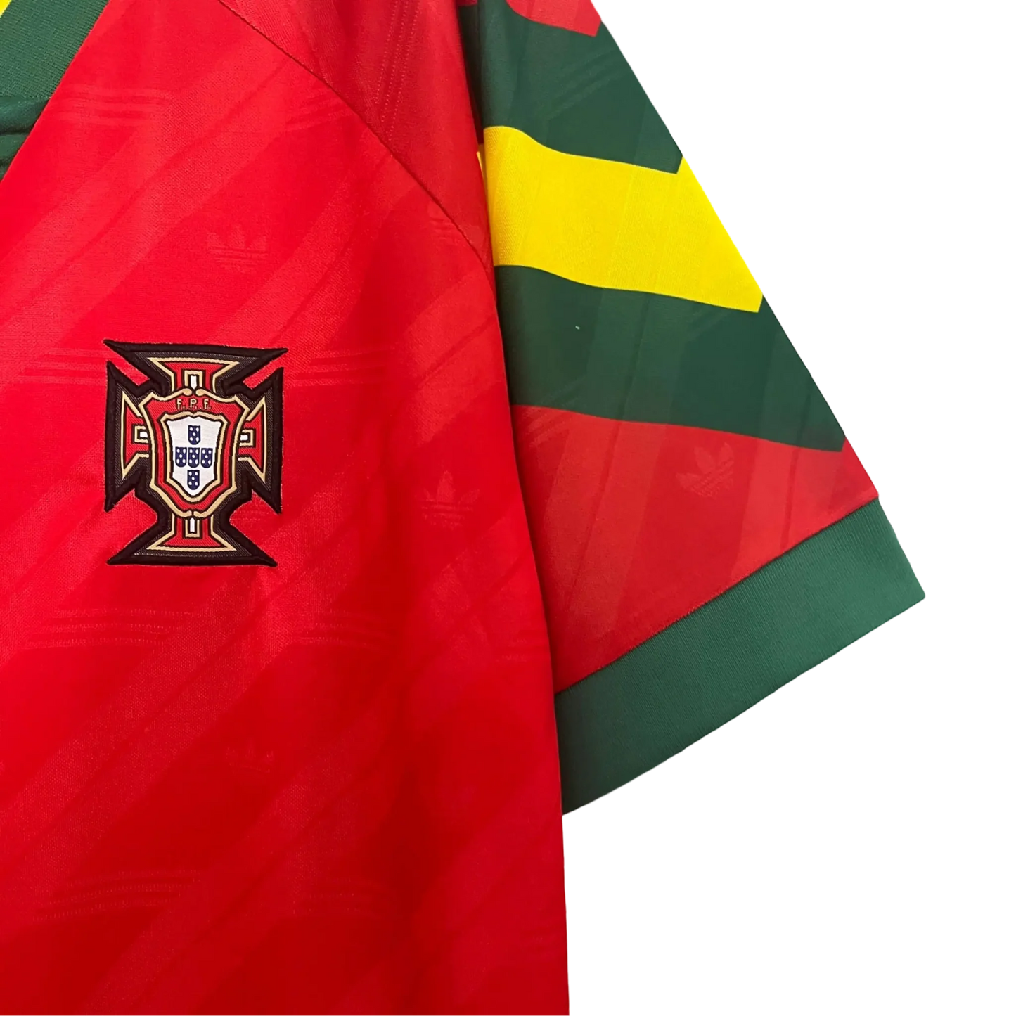 https://cdn.shopify.com/s/files/1/0826/7228/8075/files/19921994-portugal-home-retro-jersey-752580.webp?v=1741198517