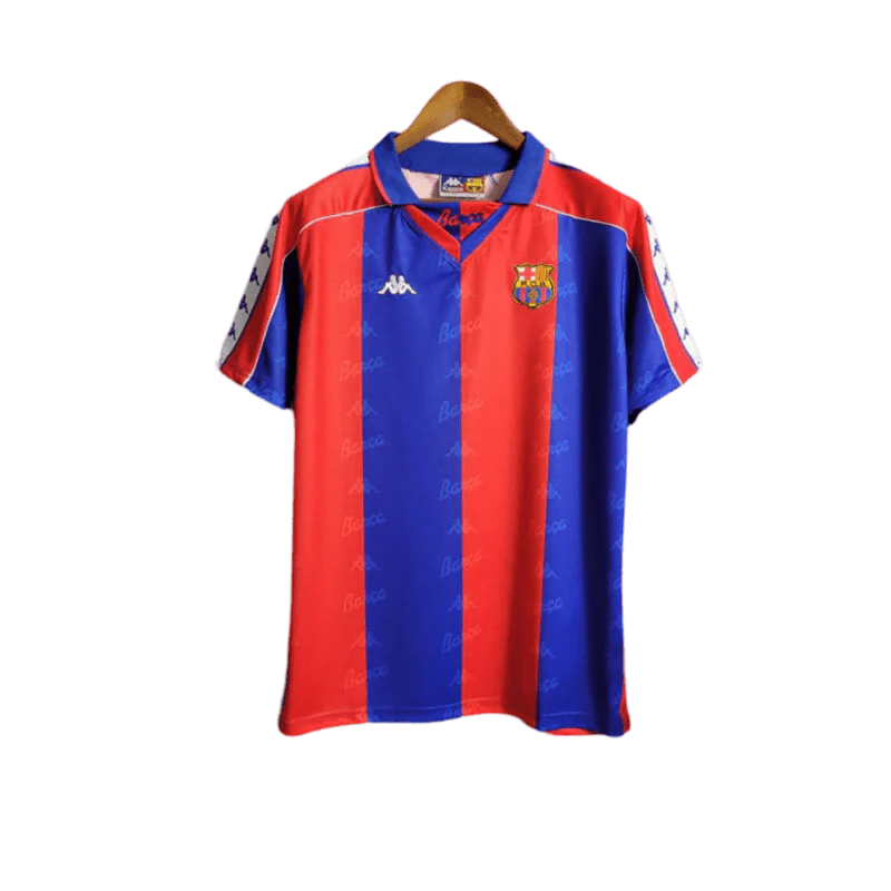 https://cdn.shopify.com/s/files/1/0826/7228/8075/files/19921995-fc-barcelona-home-retro-kit-classickits433-984701.webp?v=1741199045