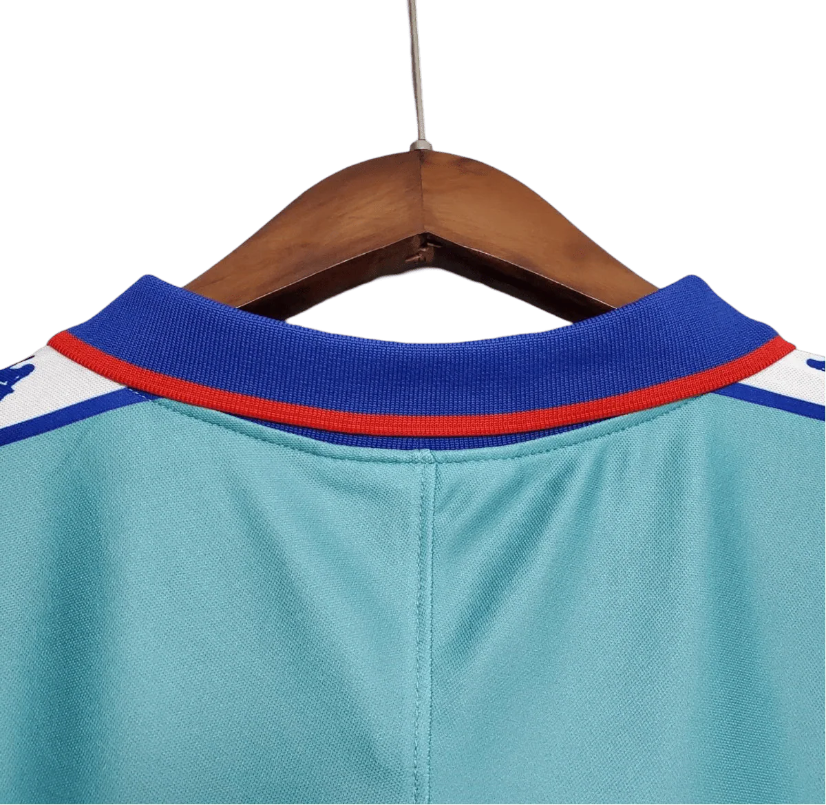 https://cdn.shopify.com/s/files/1/0826/7228/8075/files/19921995-fc-barcelona-turquoise-away-retro-kit-classickits433-691626.webp?v=1741199029