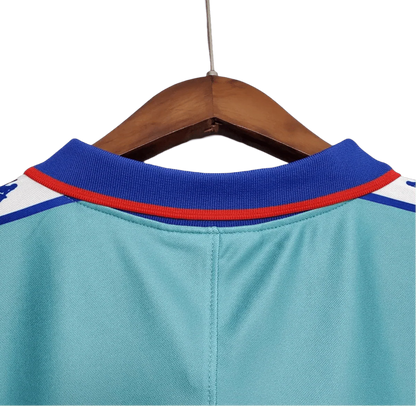 https://cdn.shopify.com/s/files/1/0826/7228/8075/files/19921995-fc-barcelona-turquoise-away-retro-kit-classickits433-691626.webp?v=1741199029