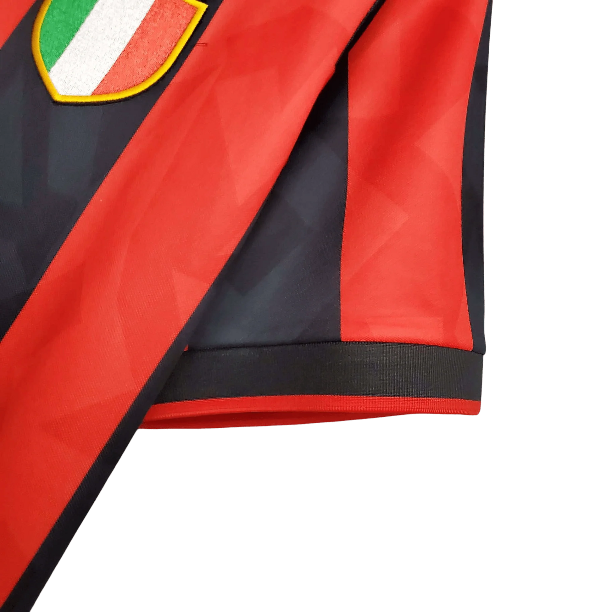 https://cdn.shopify.com/s/files/1/0826/7228/8075/files/19931994-ac-milan-lotto-motta-home-retro-kit-classickits433-526991.webp?v=1741198900