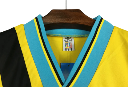 https://cdn.shopify.com/s/files/1/0826/7228/8075/files/19931994-bayern-munich-opel-away-retro-kit-classickits433-405153.webp?v=1741197743