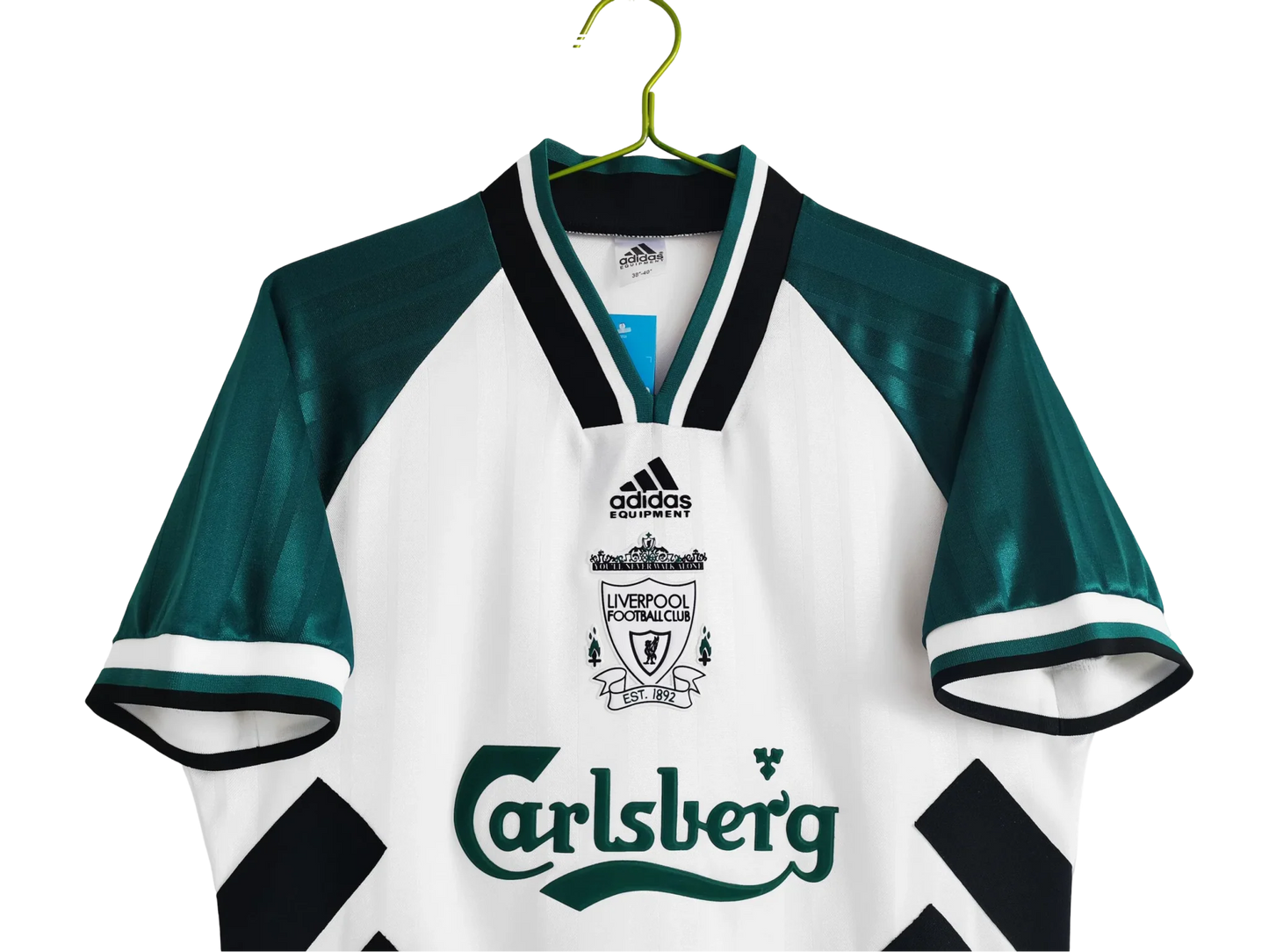 https://cdn.shopify.com/s/files/1/0826/7228/8075/files/19931995-liverpool-carlsberg-away-retro-kit-classickits433-778630.webp?v=1741199196